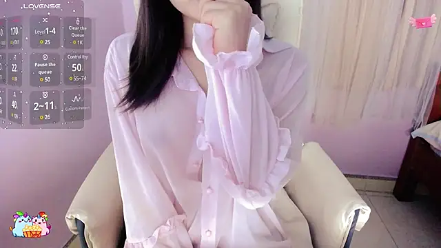   18Angel   online show from February 18, 11:55 am