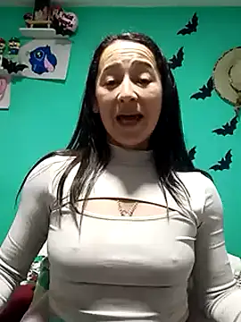 emilypoppy3 online show from February 5, 4:47 pm