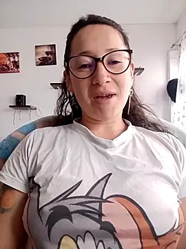 emilypoppy3 online show from March 1, 1:02 pm