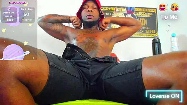 Snapshot of wotton_17 chatting on March 6, 8:05 pm wotton 17 online show from March 6, 8:05 pm