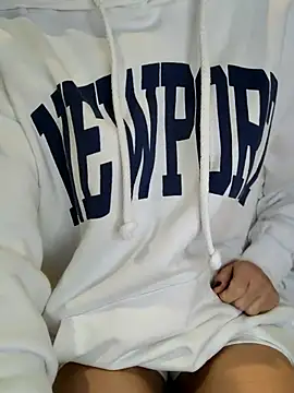 Melody87 online show from November 25, 8:20 pm