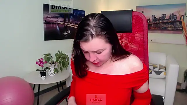 Snapshot of Lily_flower7 chatting on November 27, 6:15 am Lily flower7 online show from November 27, 6:15 am