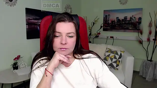 Snapshot of Lily_flower7 chatting on December 14, 7:25 am Lily flower7 online show from December 14, 7:25 am