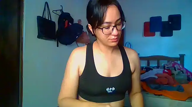 brittanycheeks online show from March 19, 2:46 pm