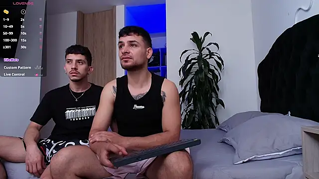 Aron-santoro online show from March 18, 7:17 pm