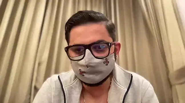 slavekinky001 online show from December 27, 7:03 pm