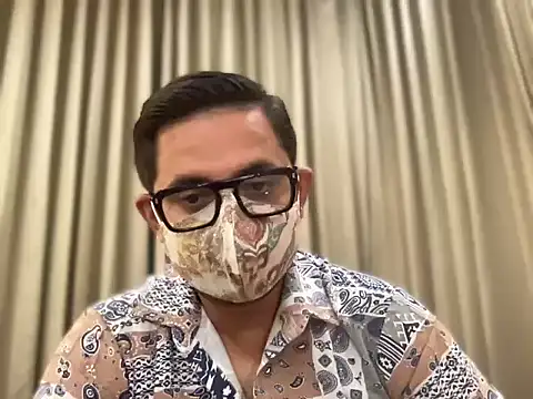 slavekinky001 online show from April 8, 7:36 pm