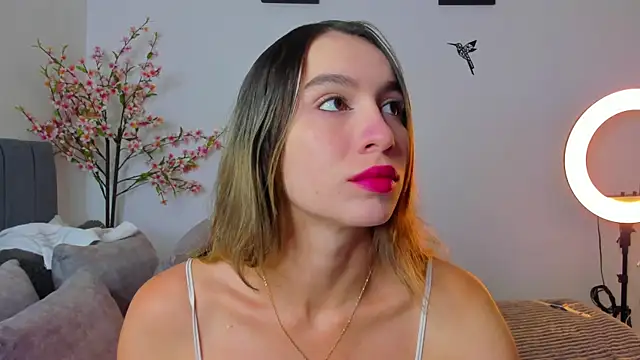 im sarah34 online show from February 6, 11:21 am