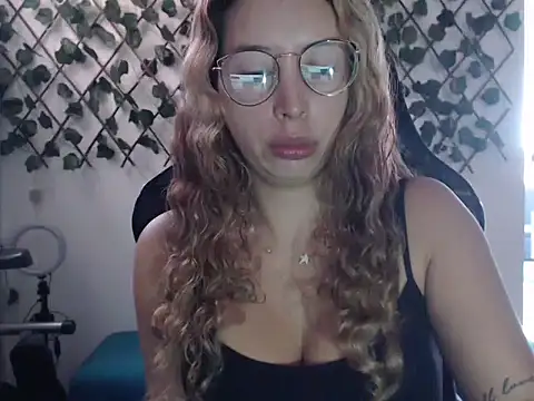 jeiana4u online show from April 29, 5:30 pm