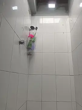 EmmilyBrant online show from November 3, 6:09 pm