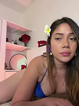 Snapshot of Condes_carmen chatting on February 16, 5:15 am Condes carmen online show from February 16, 5:15 am