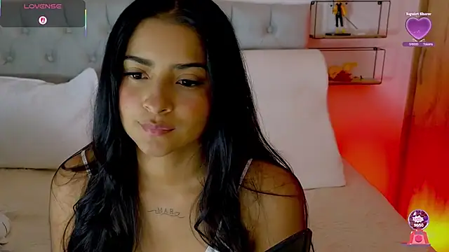 Yues050600 online show from August 3, 2:21 am