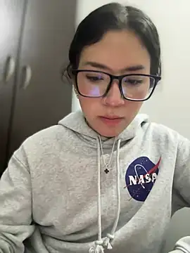 Mila Morgan online show from March 7, 3:40 am