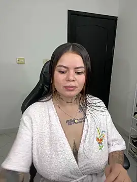 ivanna rivera online show from December 22, 4:04 pm