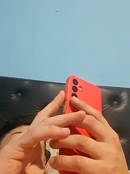 Snapshot of TuBandi2 chatting on December 1, 2:05 am TuBandi2 online show from December 1, 2:05 am