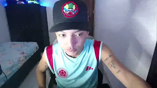 Snapshot of Sxntisaul__ chatting on February 8, 2:05 pm Sxntisaul online show from February 8, 2:05 pm