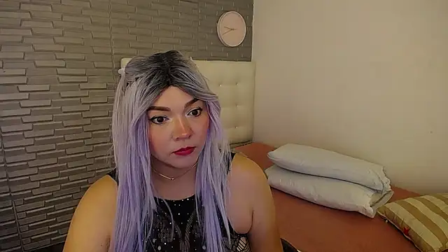 Snapshot of Cuckold_lover69 chatting on December 28, 8:04 pm Cuckold lover69 online show from December 28, 8:04 pm