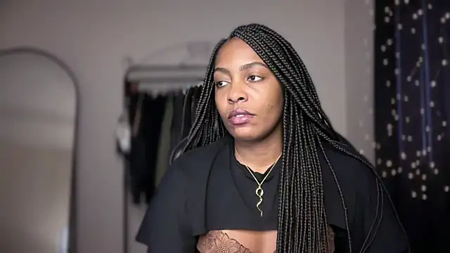 marisilva br online show from December 5, 3:30 pm