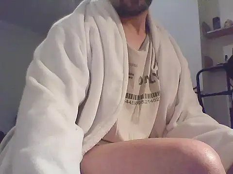 Snapshot of Franc113 chatting on February 3, 9:53 pm Franc113 online show from February 3, 9:53 pm