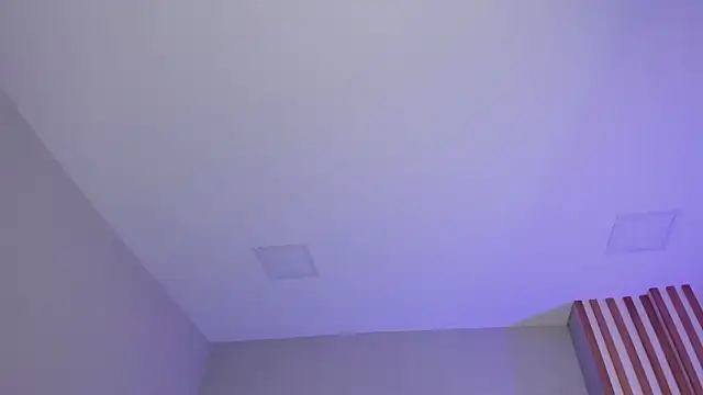 violeth hill online show from October 31, 6:42 pm