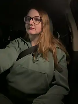 GingerSnap33 online show from January 23, 3:26 am