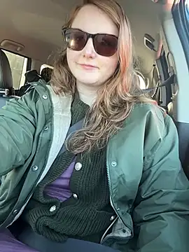 GingerSnap33 online show from January 26, 6:06 pm