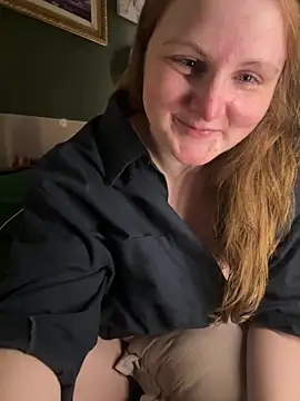 GingerSnap33 online show from February 11, 6:40 am