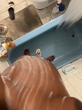 Snapshot of tfreakyy chatting on February 11, 12:28 am tfreakyy online show from February 11, 12:28 am