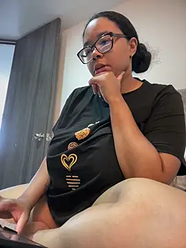 XMara online show from January 15, 5:05 pm