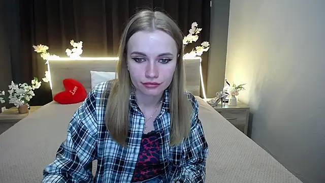 MargaritaKiss online show from May 9, 7:19 pm