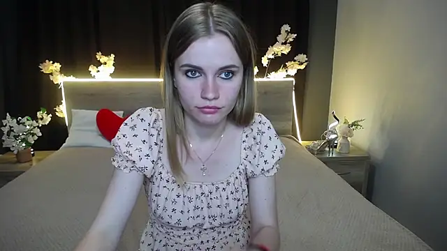 MargaritaKiss online show from May 10, 7:30 pm