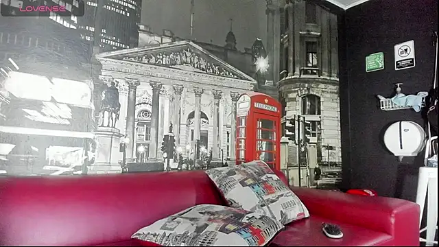 CloeRodriguez online show from February 14, 9:00 pm