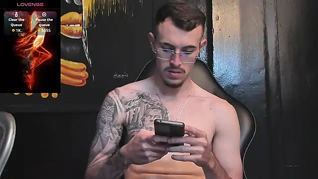 CodyWalkerR online show from September 10, 5:24 pm