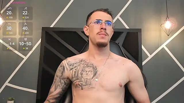 CodyWalkerR online show from October 4, 5:22 pm