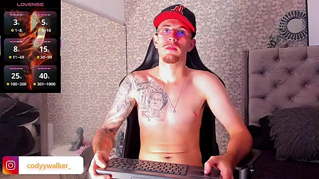 CodyWalkerR online show from December 18, 5:19 pm