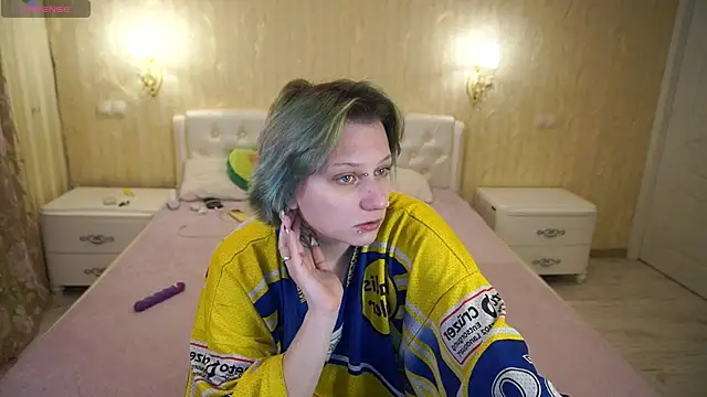 LunaaMayy online show from February 5, 10:58 pm