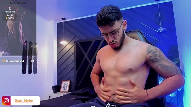 Liam Kleiin online show from November 21, 11:20 am
