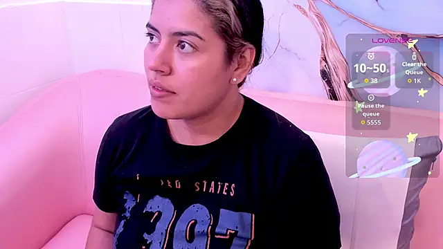 taylor cupper online show from November 1, 8:11 pm