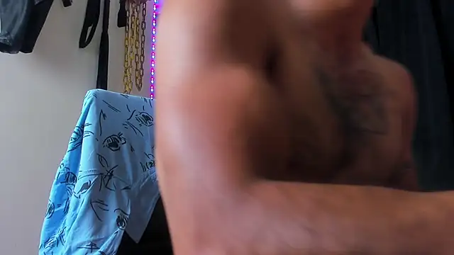 JuanBlade online show from March 5, 2:46 am