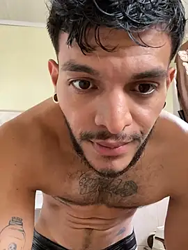 JuanBlade online show from March 5, 6:45 pm