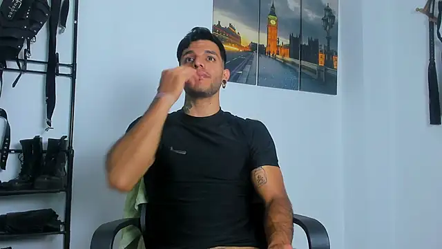 JuanBlade online show from October 18, 2:47 am