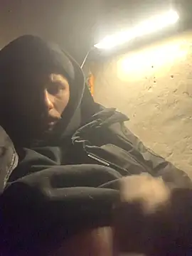 Snapshot of Boysex227 chatting on January 14, 7:08 pm Boysex227 online show from January 14, 7:08 pm