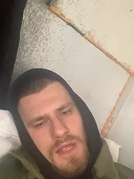 Snapshot of Boysex227 chatting on February 7, 8:18 am Boysex227 online show from February 7, 8:18 am