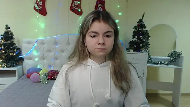 TinaRedly online show from January 12, 6:16 pm