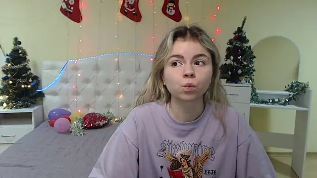 TinaRedly online show from January 12, 9:29 pm