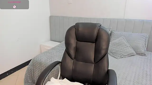 amira cute2 online show from March 22, 12:25 pm