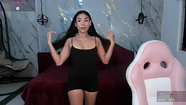 Snapshot of amira_cute2 chatting on January 16, 10:41 am amira cute2 online show from January 16, 10:41 am