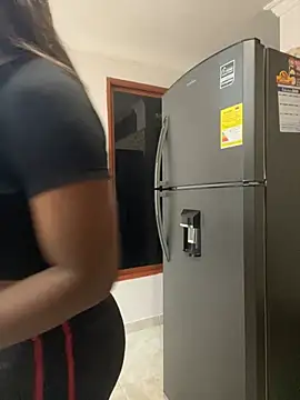 kellya  online show from January 19, 8:30 pm