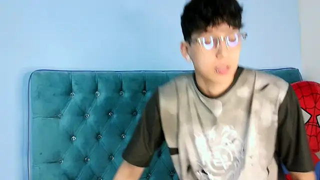  Thomas hot  online show from January 19, 1:53 am