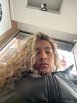 megan collins96 online show from July 14, 4:13 pm